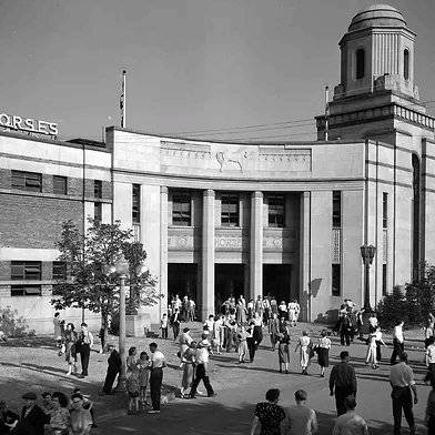 exhibition_place_through_the_eyes_of_the_community.jpg